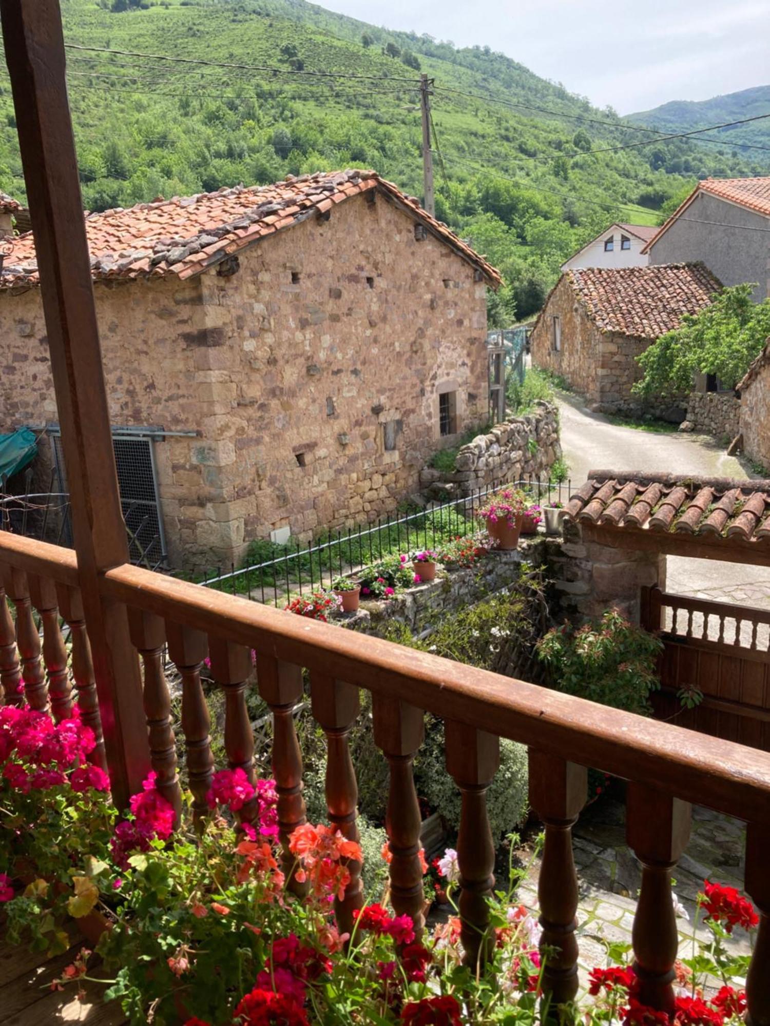 La Valuisilla, hotel rural Cicera Esterno foto