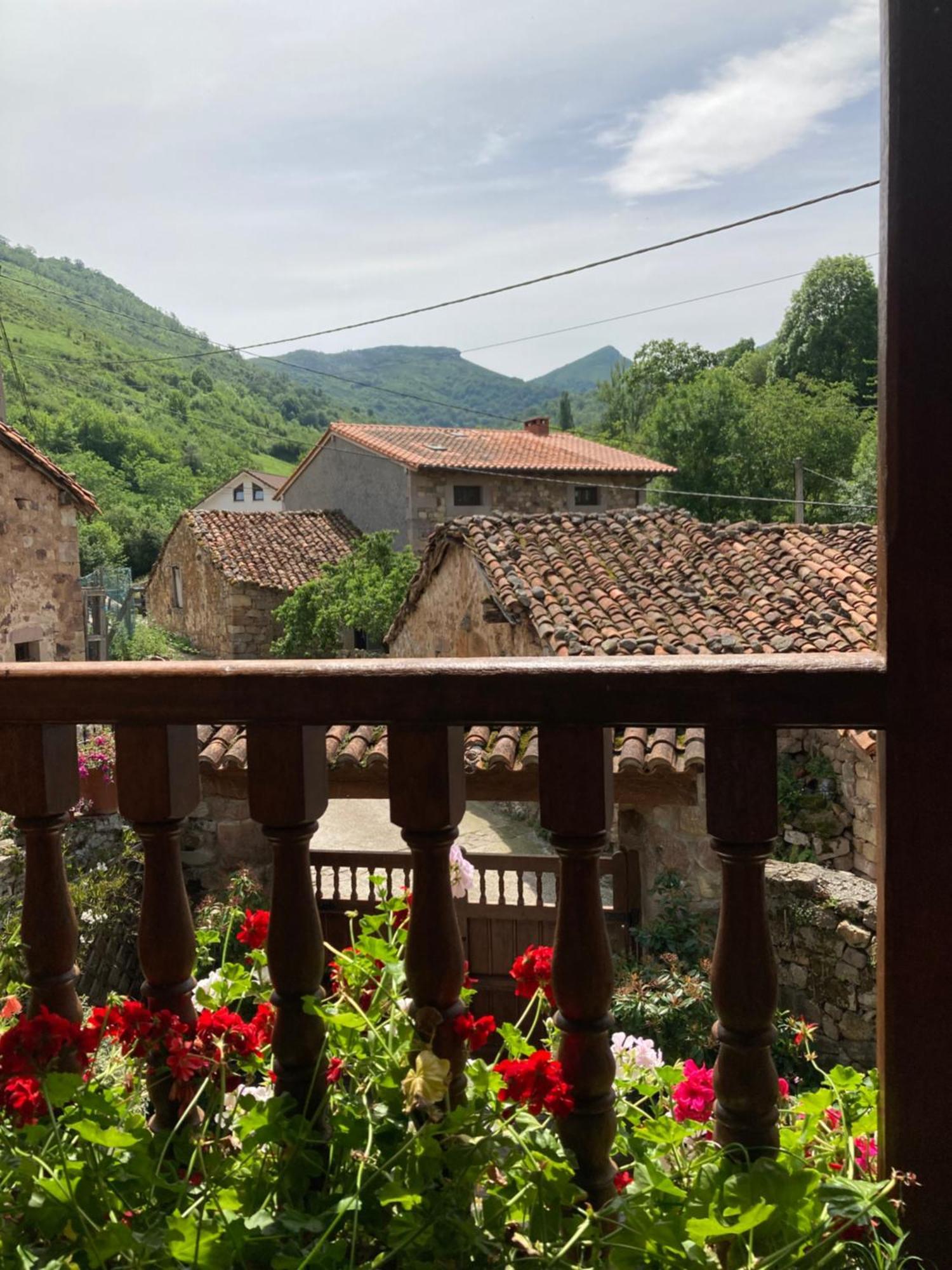 La Valuisilla, hotel rural Cicera Esterno foto